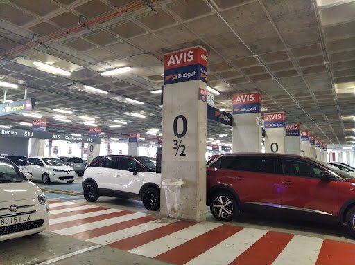 Avis Alquiler De Coches En El Aeropuerto De Palma De Mallorca