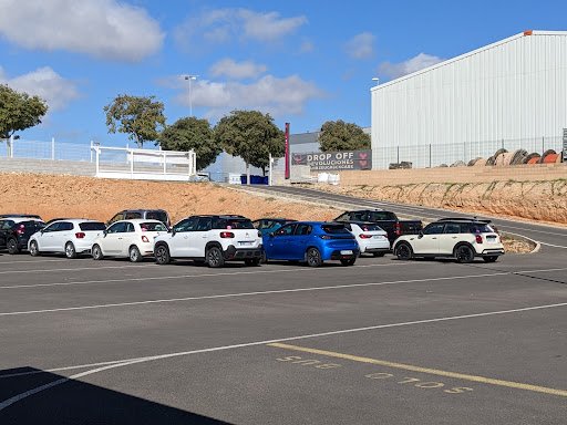 Clickrent Mallorca Aeropuerto | Alquiler De Coches, Furgonetas, Campers Y Motos