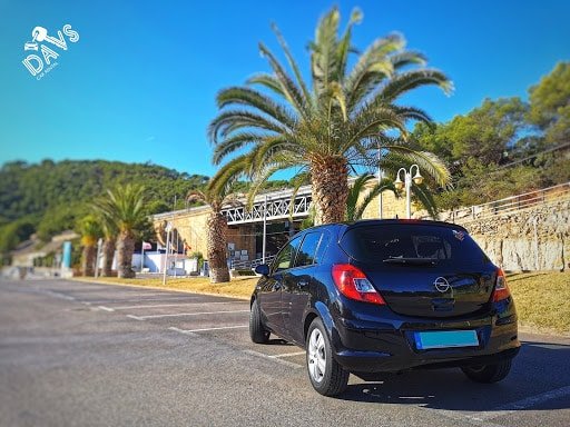 Davs Car Rental