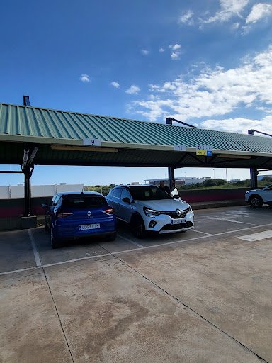 Hertz Alquiler De Coches - Menorca - Mahon Airport
