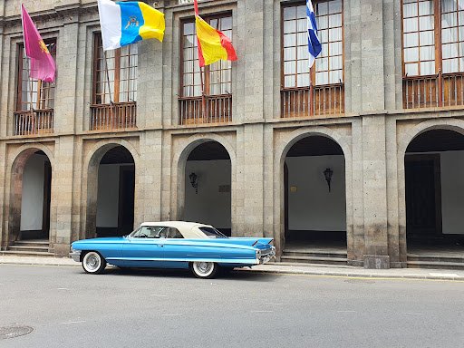 Hm Luxury Transport - Alquiler De Coches Con Chófer -Vehículos Con Conductor Privado-Vtc-Traslados-Cars With Driver-Transfer