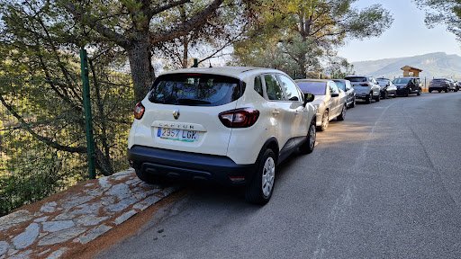 Llaser Rent A Car