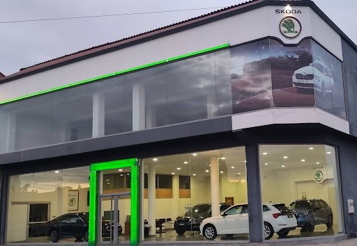 Talleres Pensado / Rent A Car